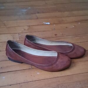 Frye 8.5 Leather Flats